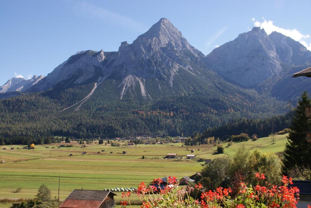 Alpin-Sportiv Apartamento Lermoos Quarto foto