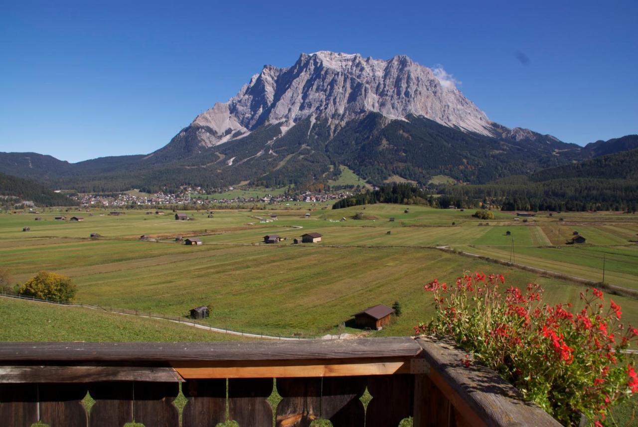 Alpin-Sportiv Apartamento Lermoos Quarto foto